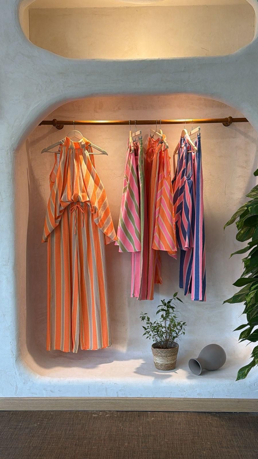 High neck stripes set