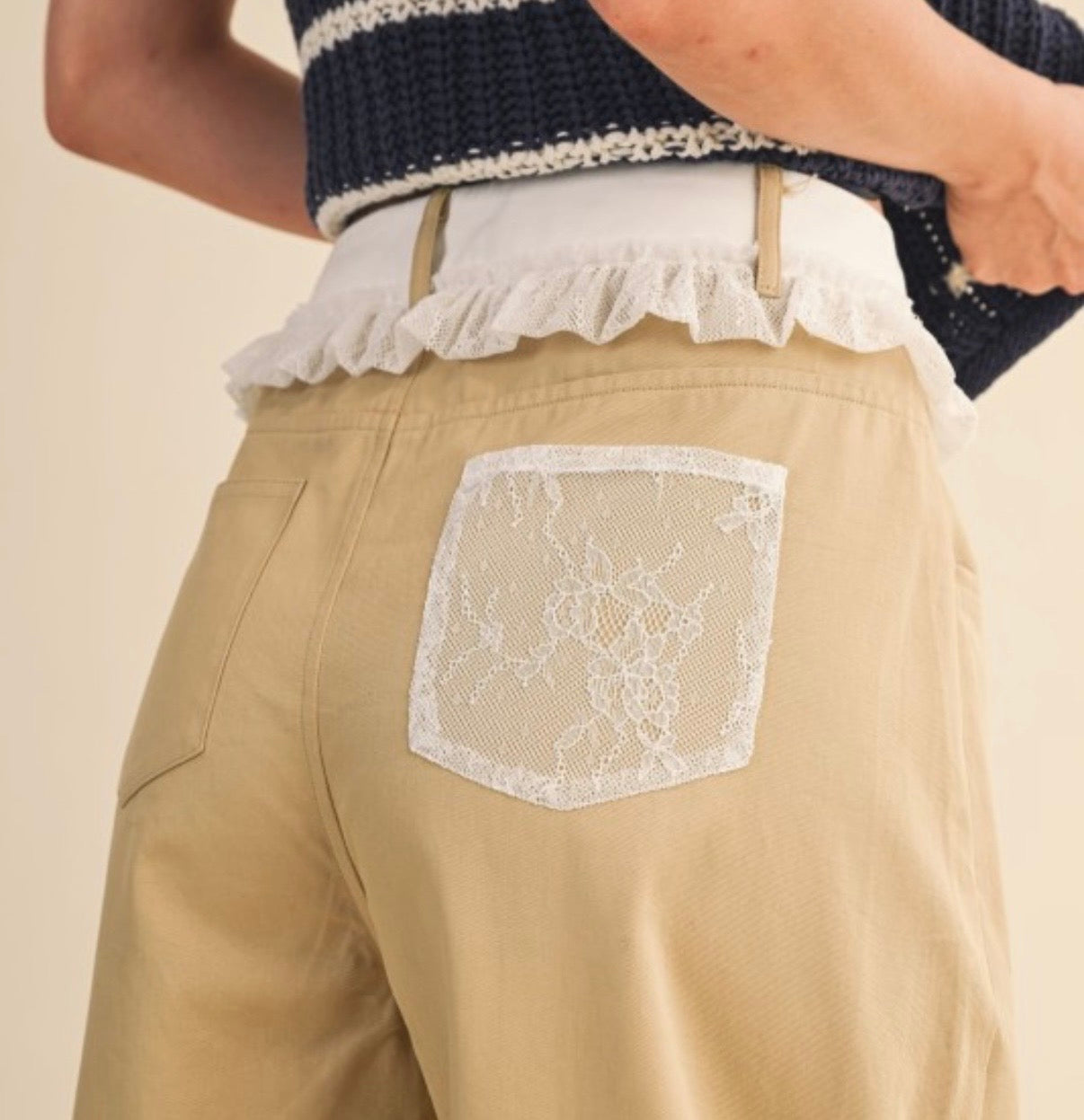 Lace waisted barrel pant