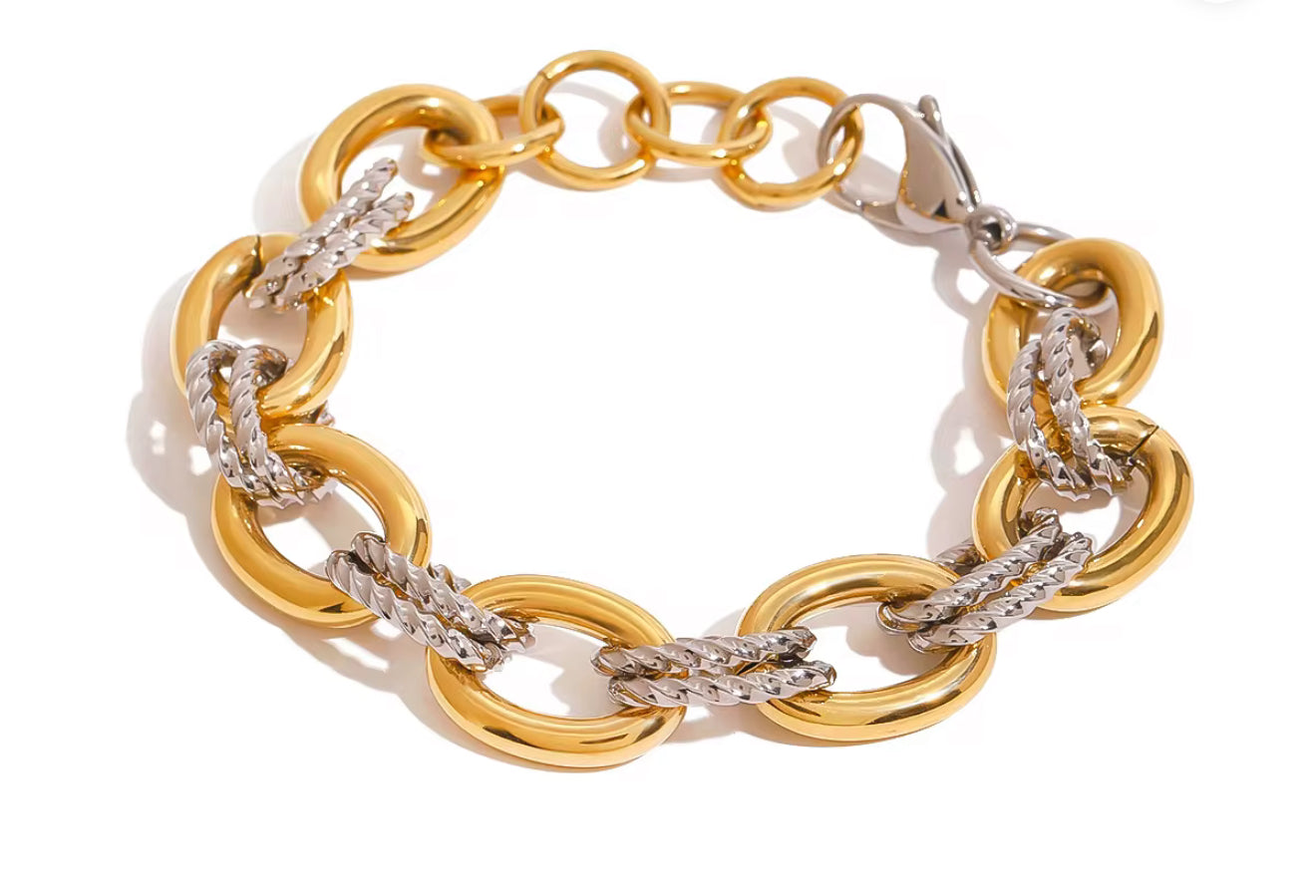 The Link Bracelet