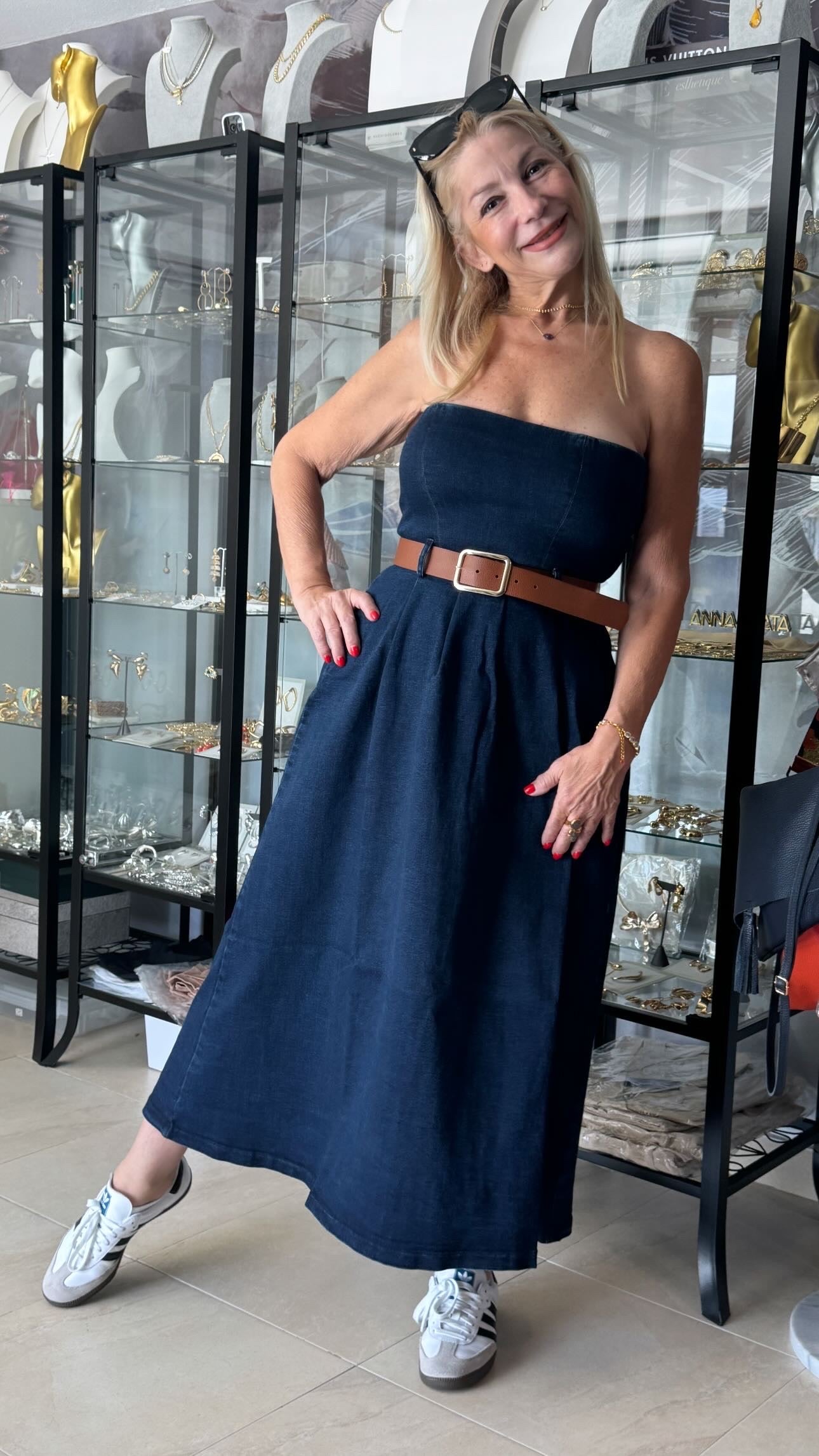 Doll strapless dress with belt