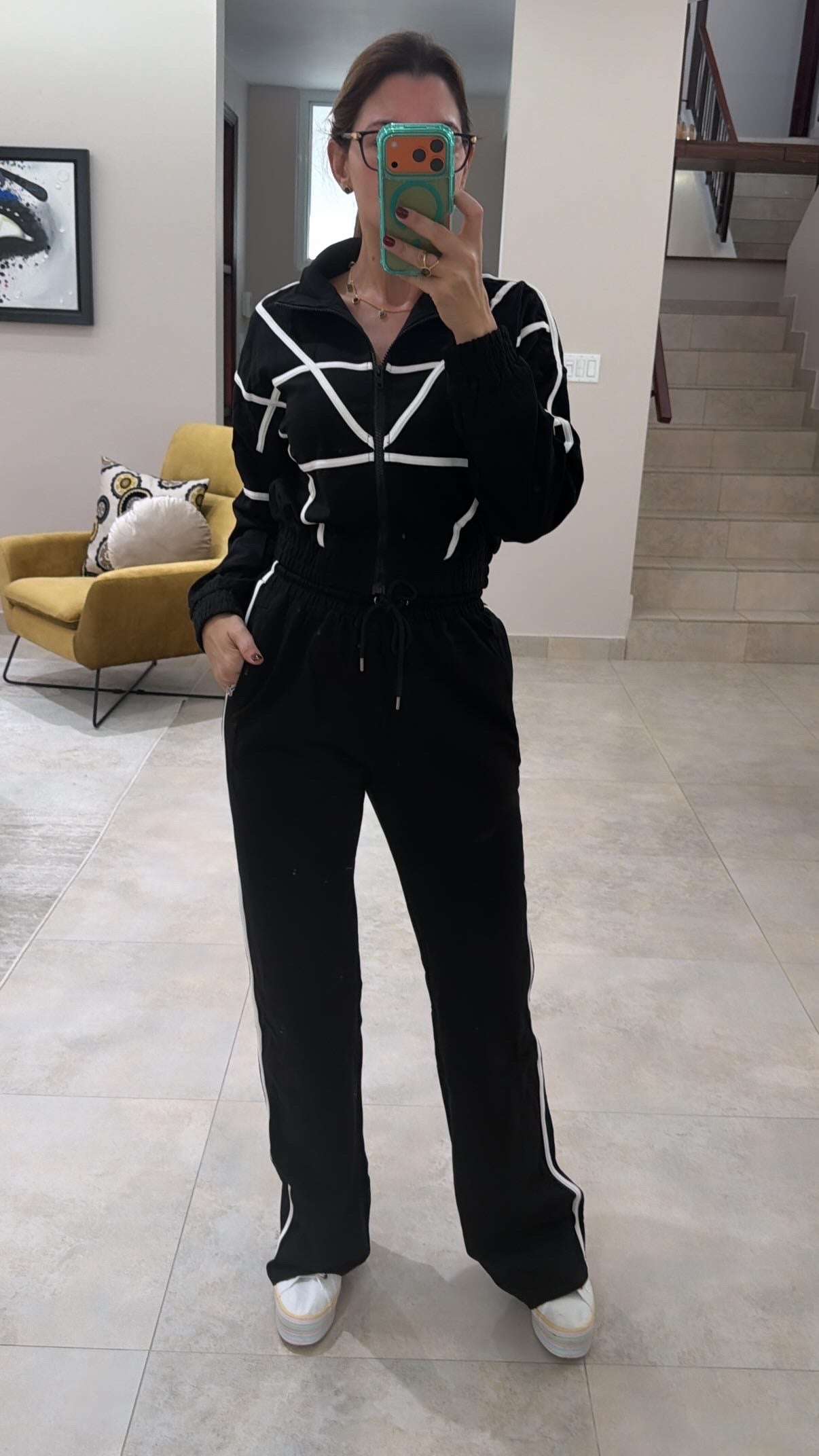 Lounge track suit