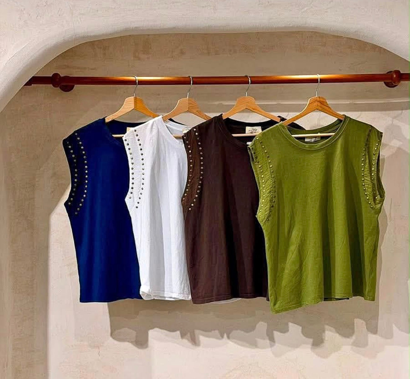 Lili Studded top