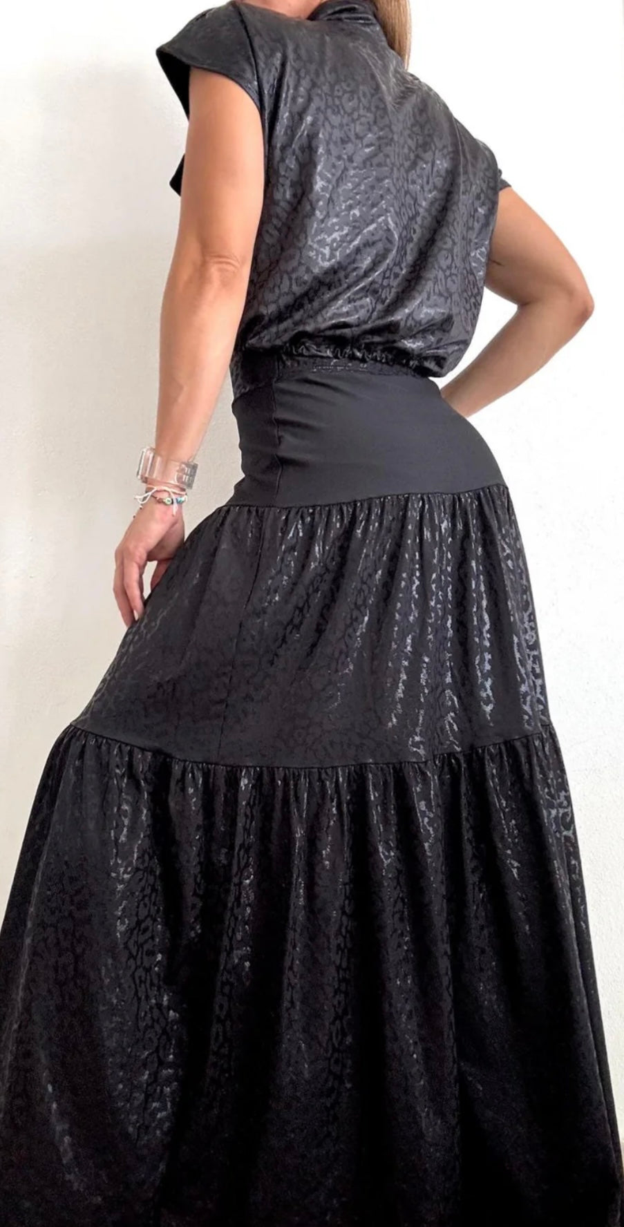 Textured metallic licra skirt -one size