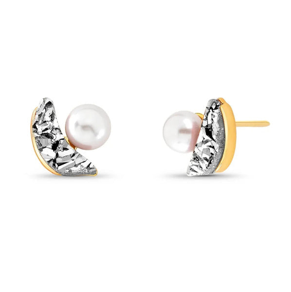 Pearl druzzy studs