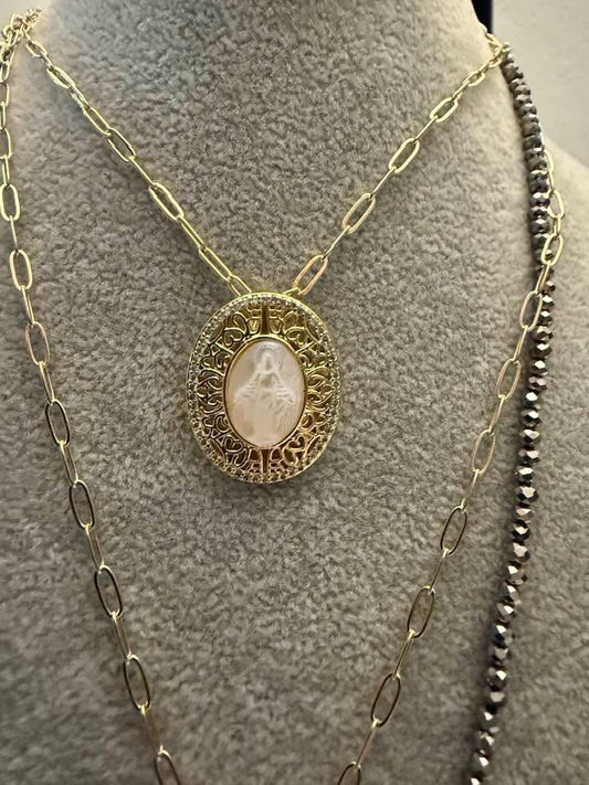La milagrosa Necklace