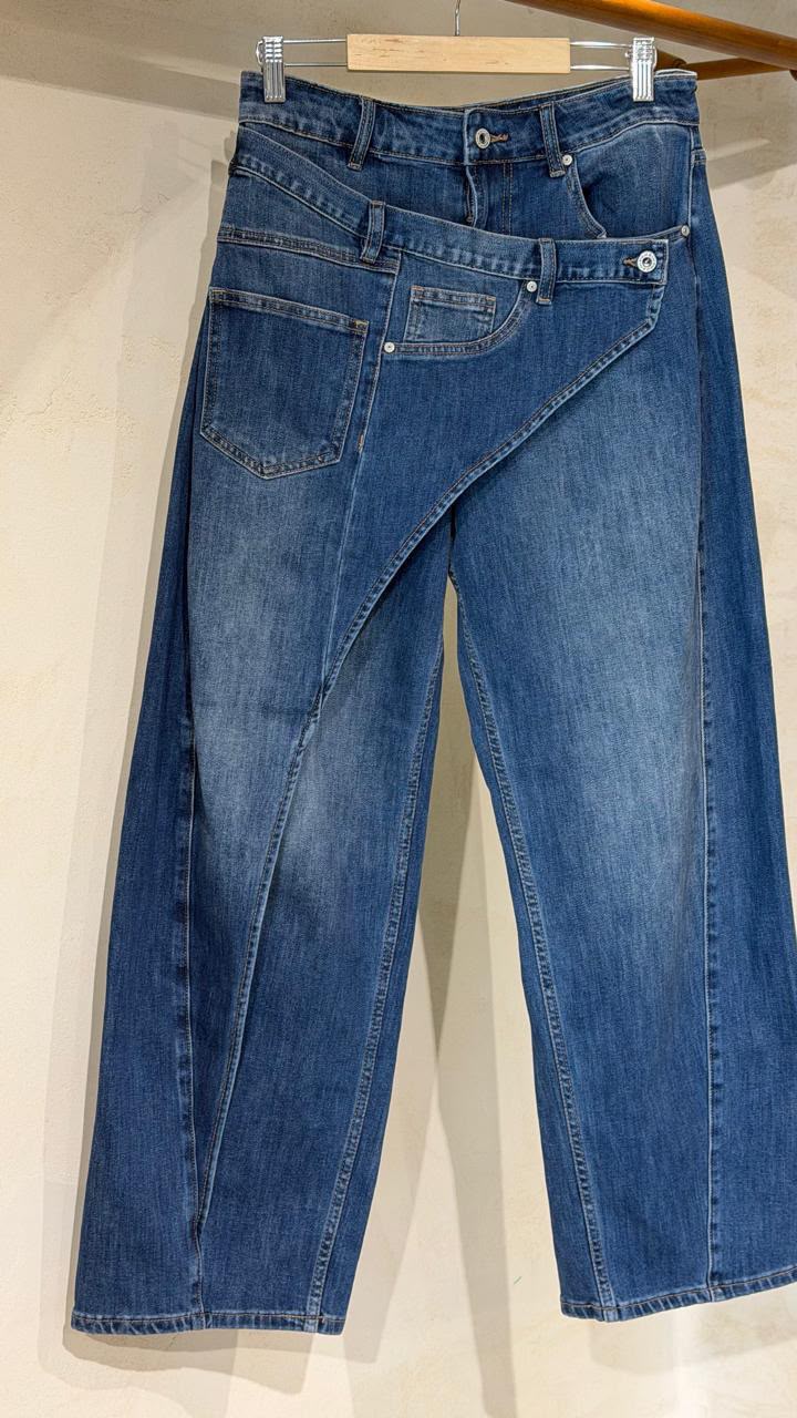 Denim barrel skirt look